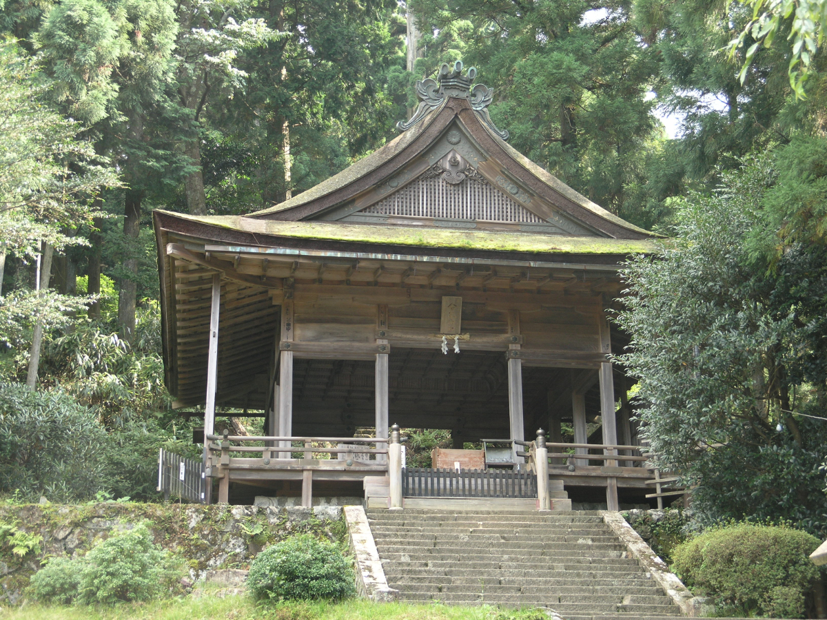 拝殿