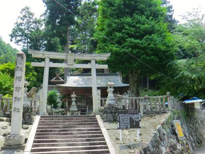 河分神社 社号標と鳥居