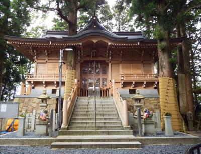 立里荒神社 拝殿