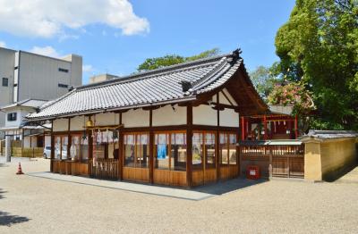 率川神社 拝殿