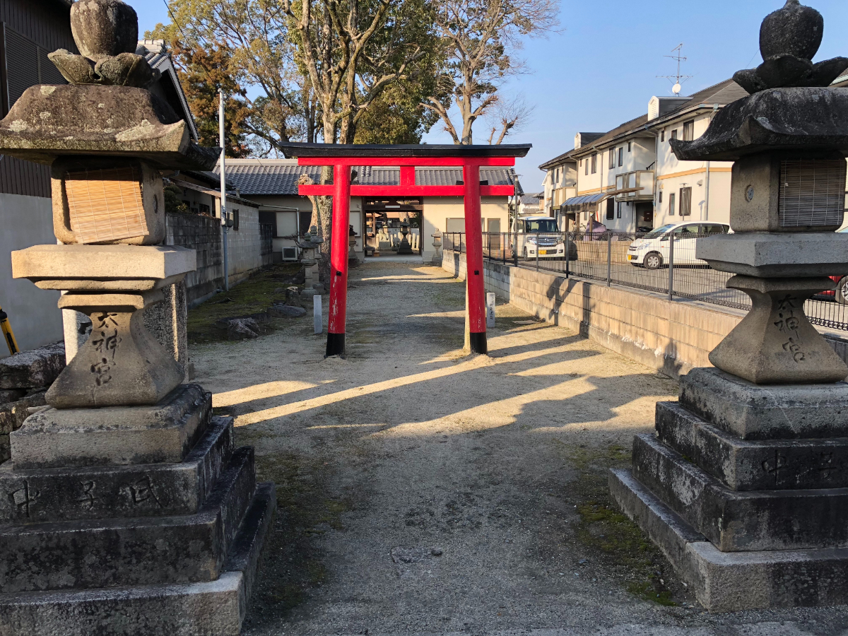 鳥居