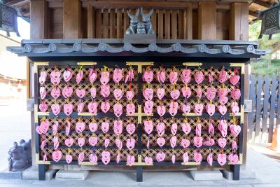 白山神社 結びの絵馬掛けの左側