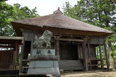 松苧神社 拝殿