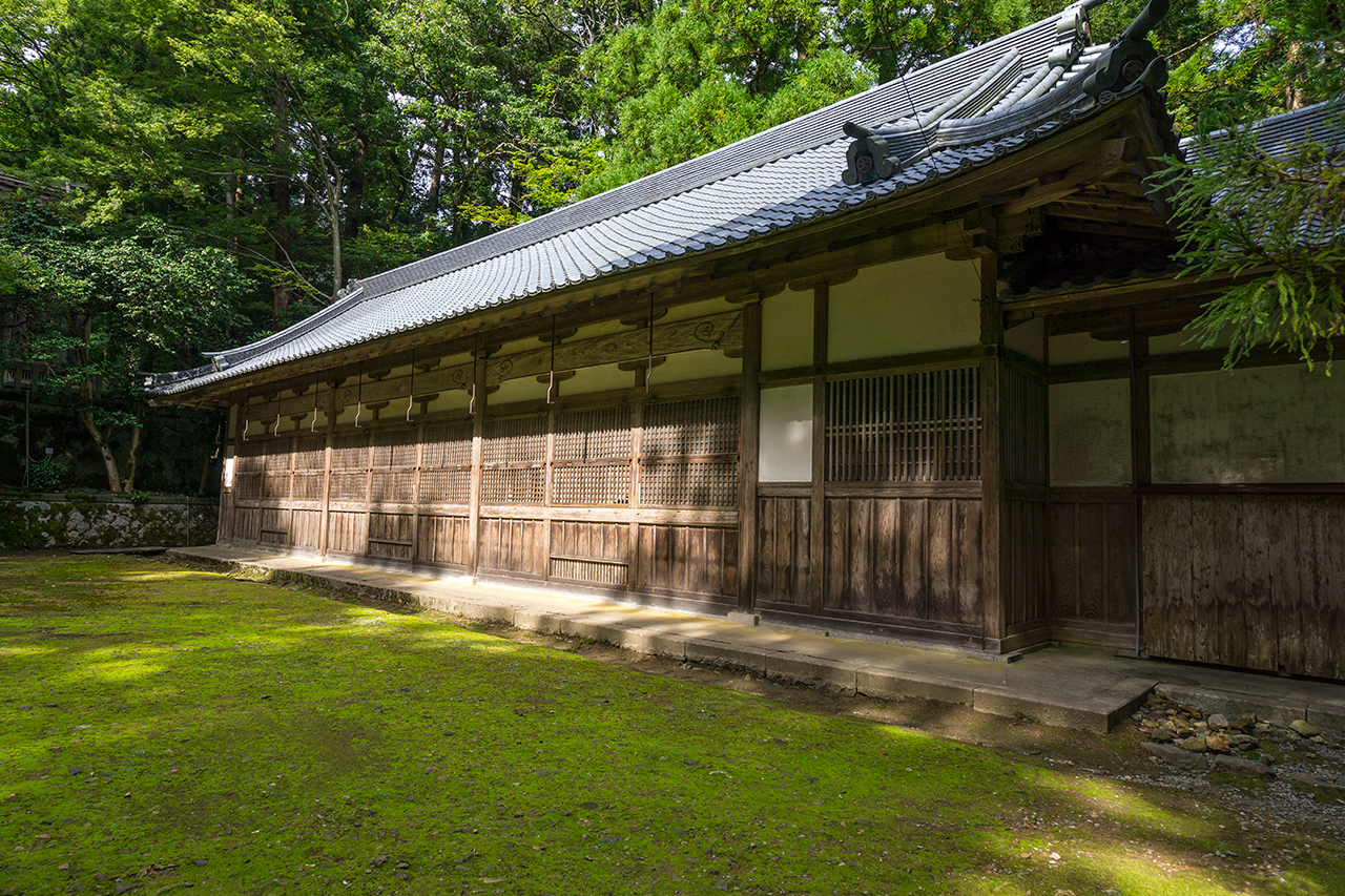 弥彦神社 参集殿