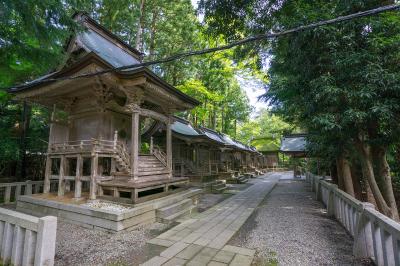 彌彦神社 弥彦神社 摂末社 社殿