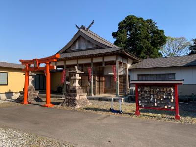 大友稲荷 鳥居と拝殿