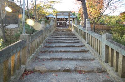 吉備津岡辛木神社 参道階段