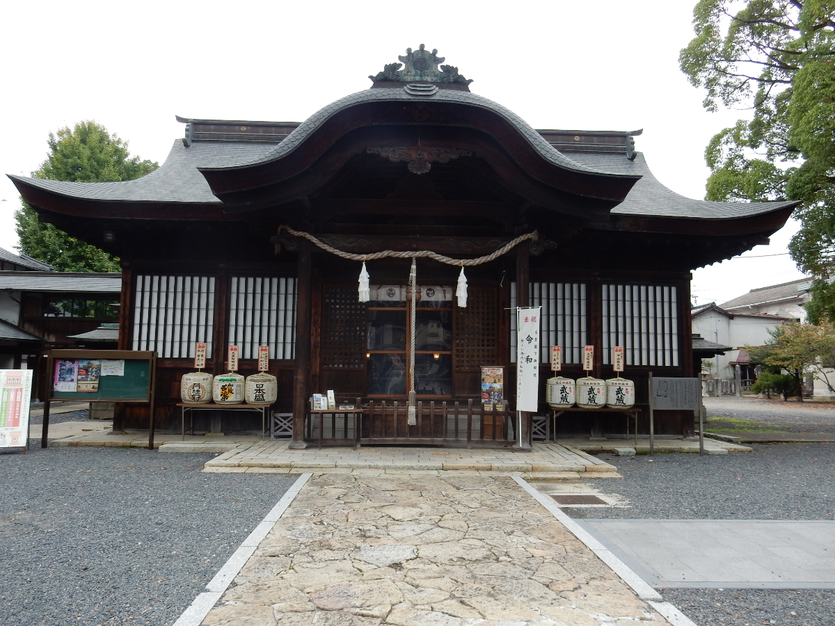 拝殿