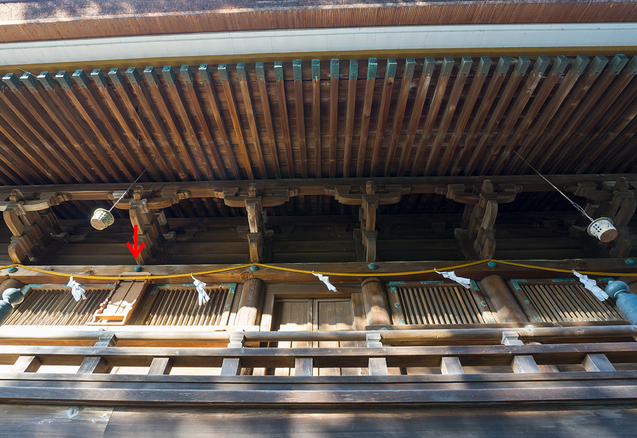 本殿裏の箭取神社