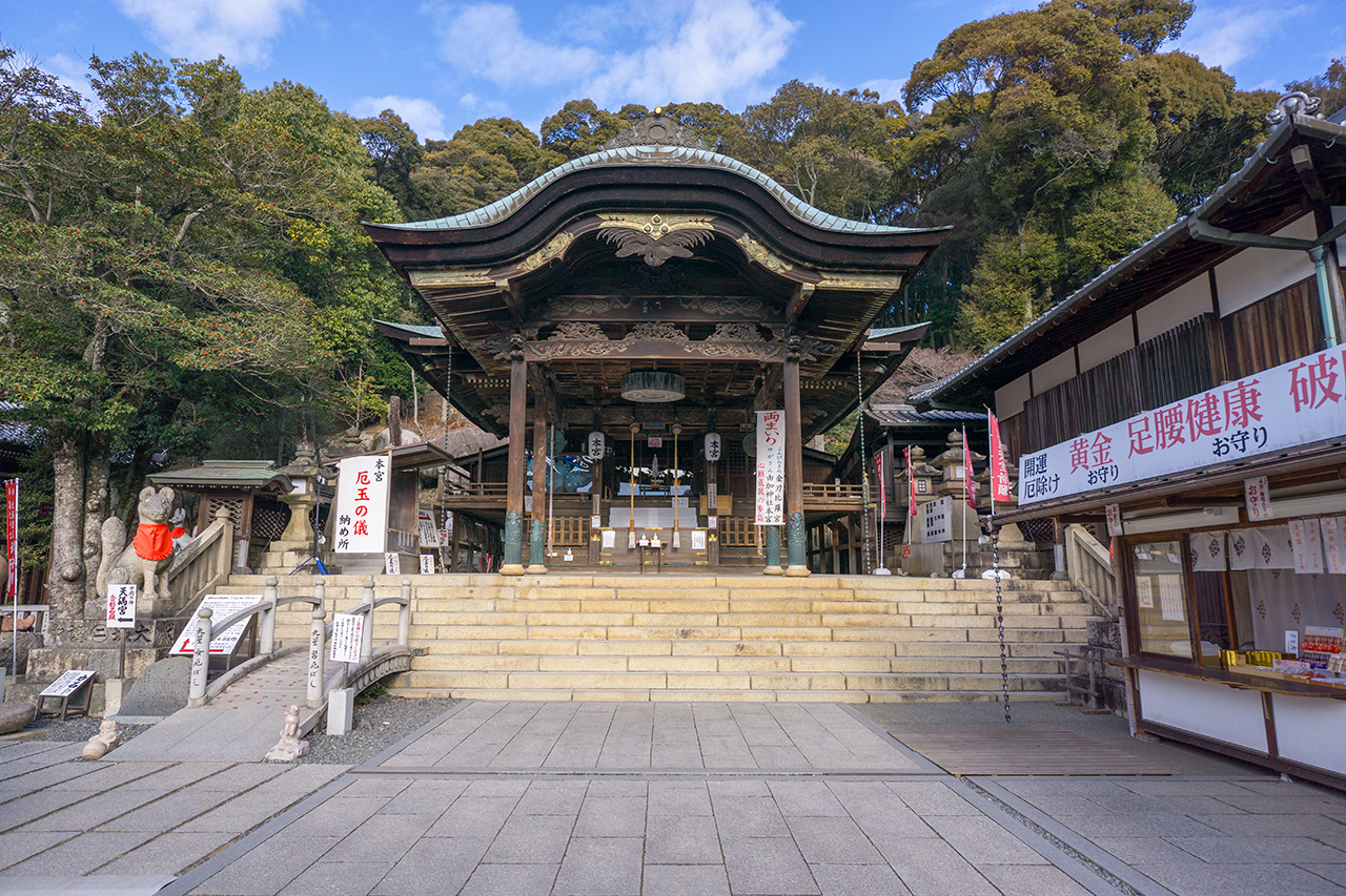 由加神社本宮 社殿
