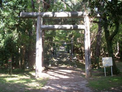 大東神社 鳥居と石段