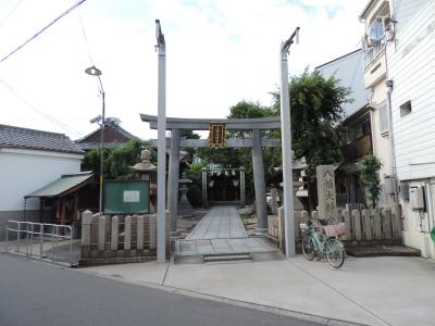 八幡大神宮 鳥居と拝殿