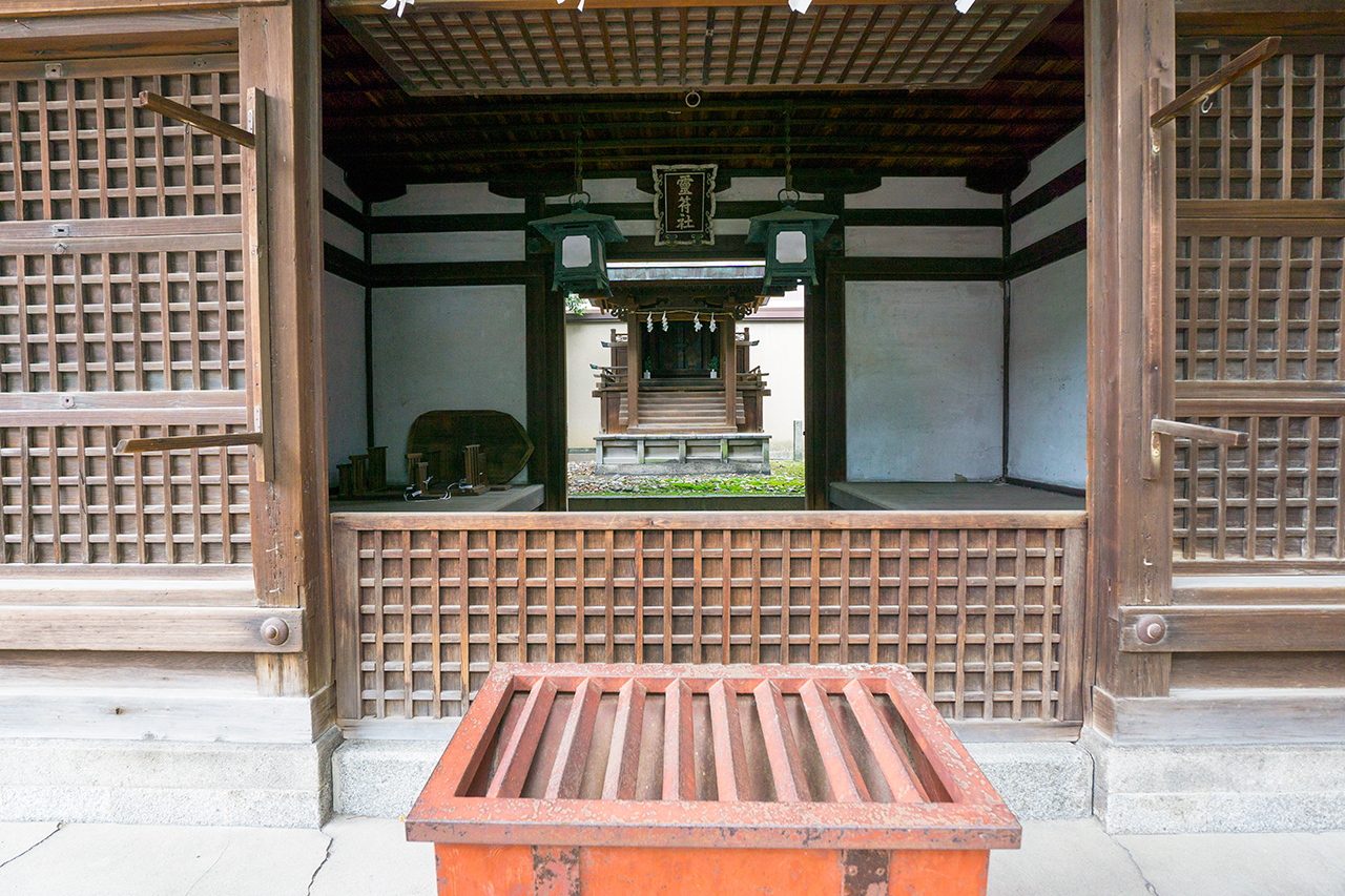 大阪天満宮 霊符社 拝殿と本殿