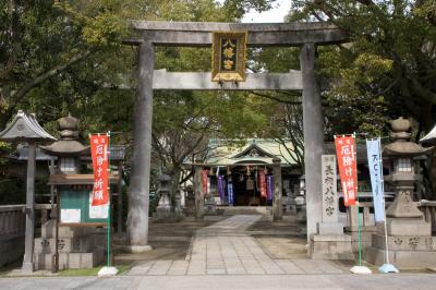 長柄八幡宮 鳥居と拝殿