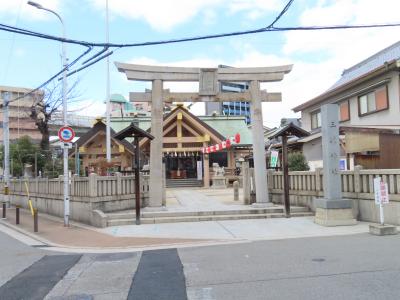 三津神社 鳥居と拝殿