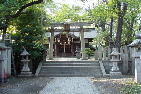 鳥居と拝殿