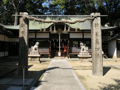 阿麻美許曽神社 鳥居と拝殿