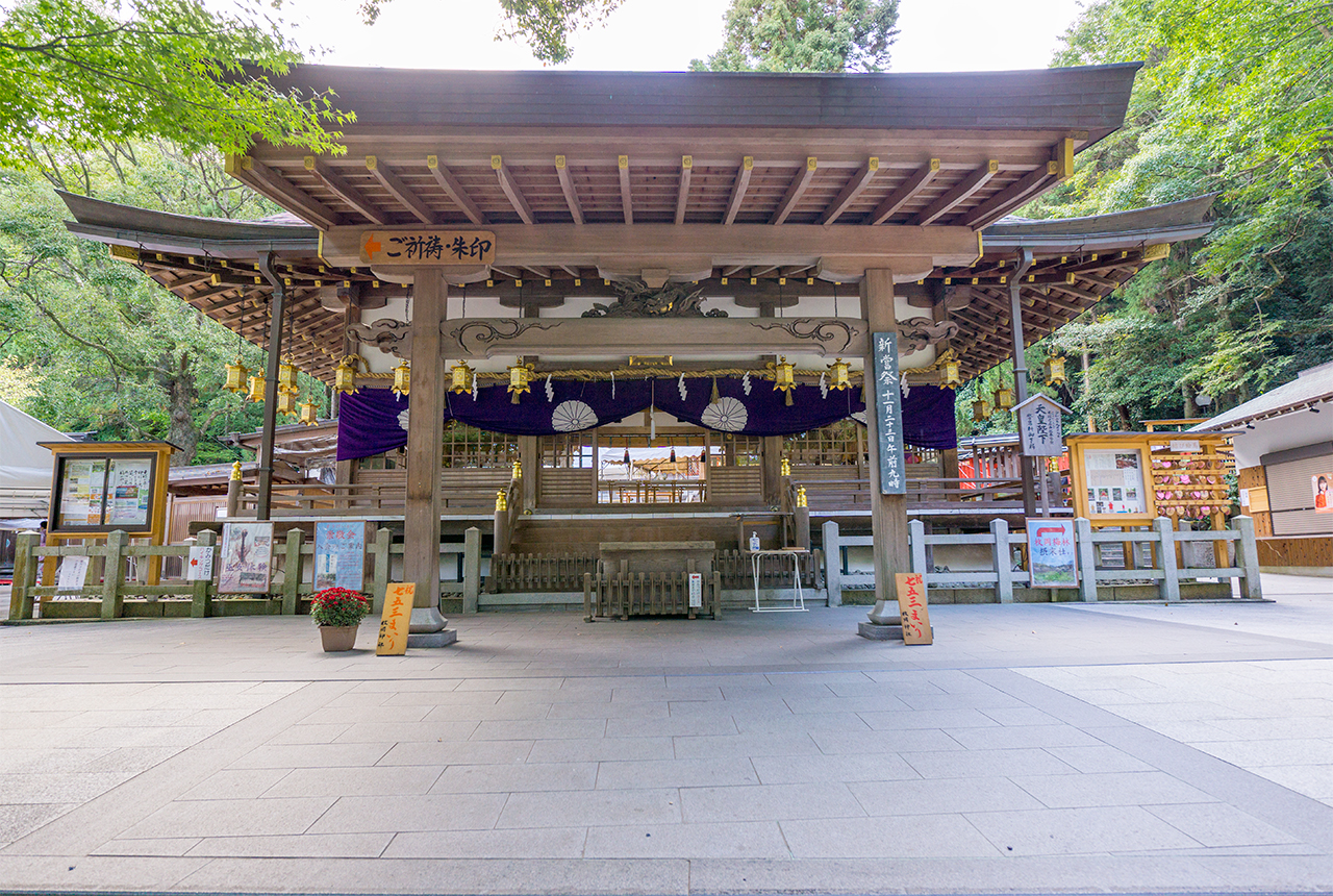 枚岡神社 拝殿