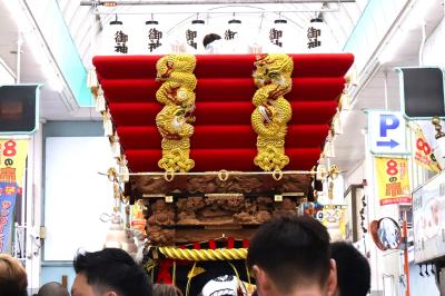枚岡神社 枚岡神社 秋郷祭の神輿