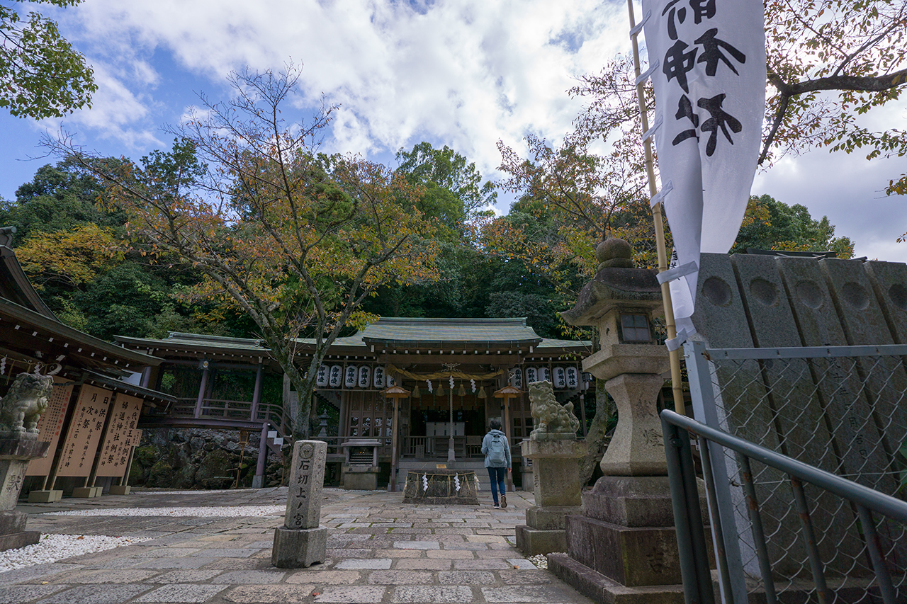 石切劔箭神社の上之社全体