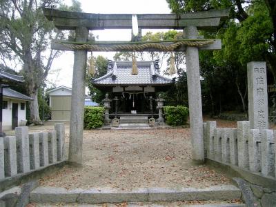 佐麻多度神社 鳥居と拝殿