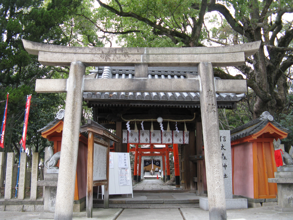 鳥居