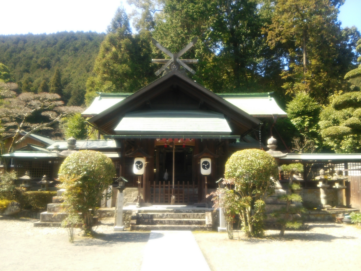 拝殿
