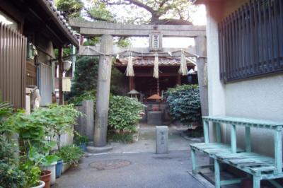 松乃木大明神 鳥居と社殿