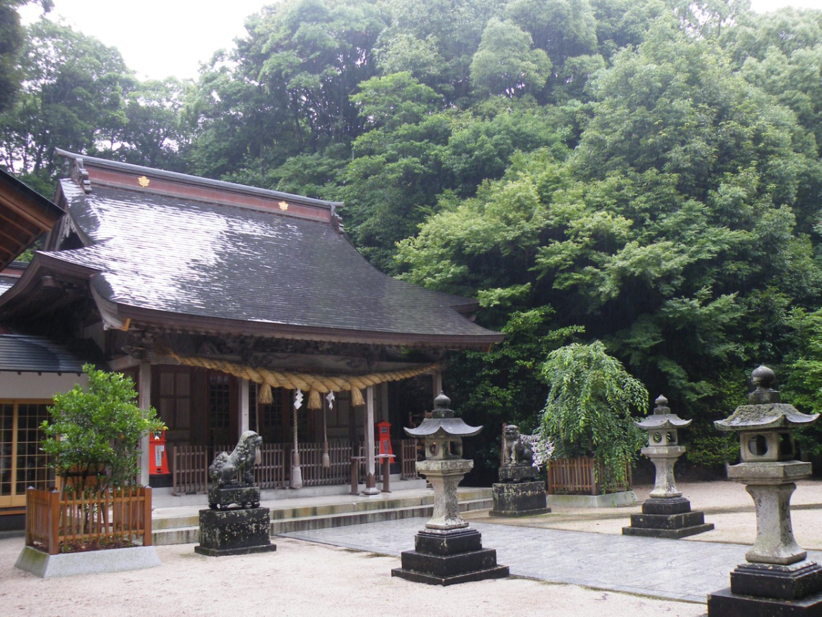 拝殿