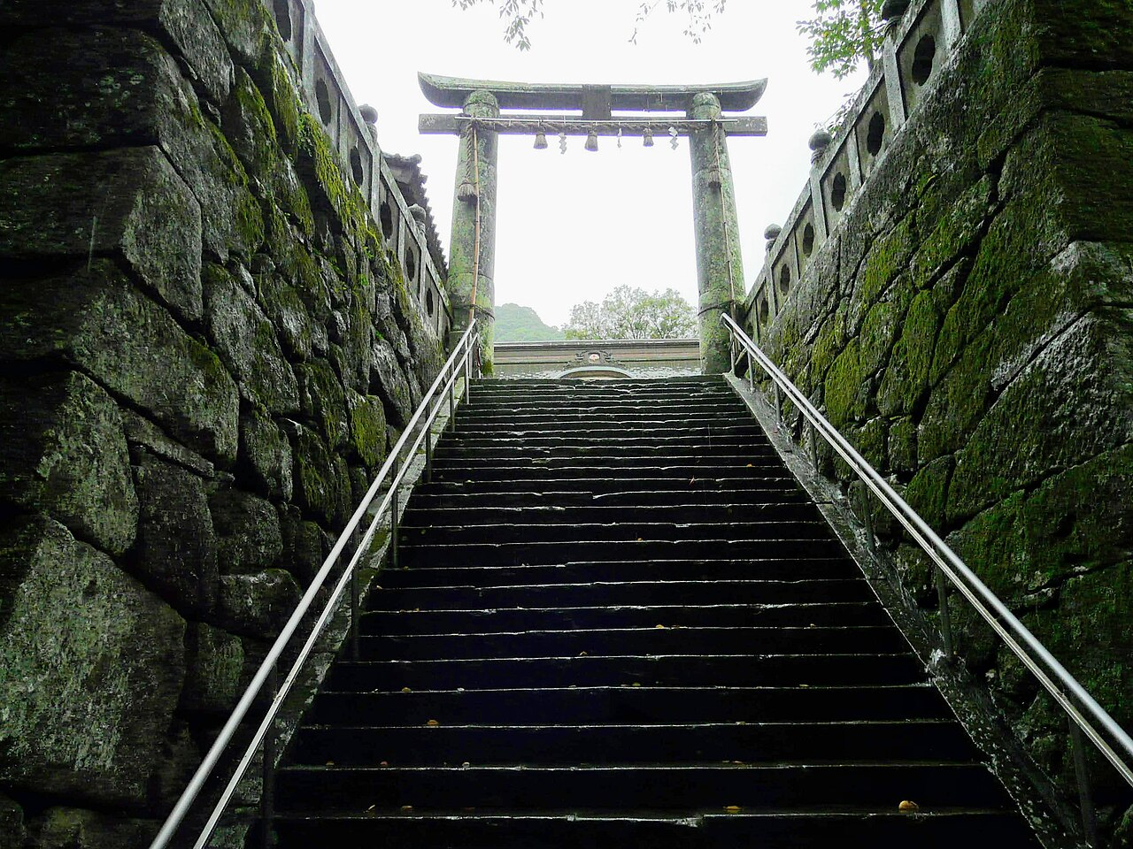三の鳥居