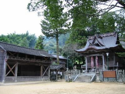荒穂神社 拝殿