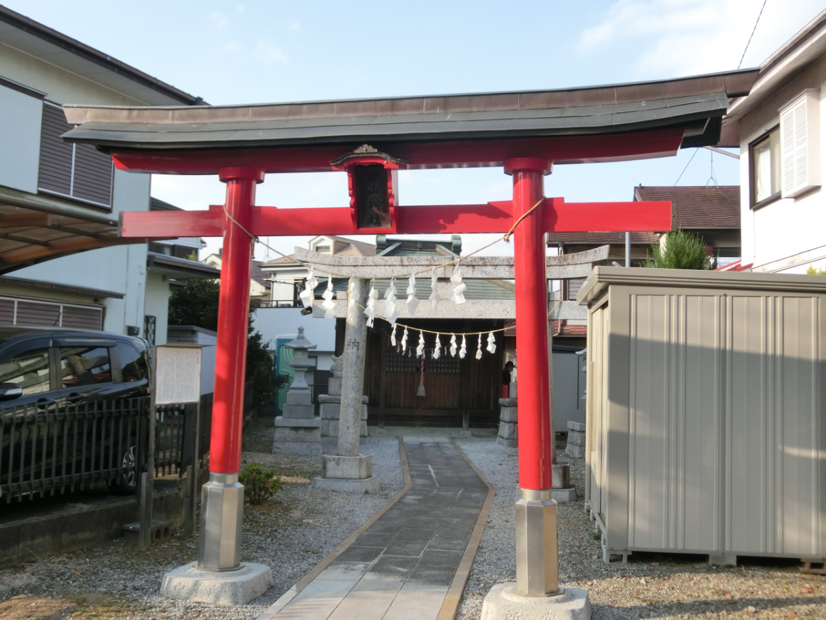 鳥居