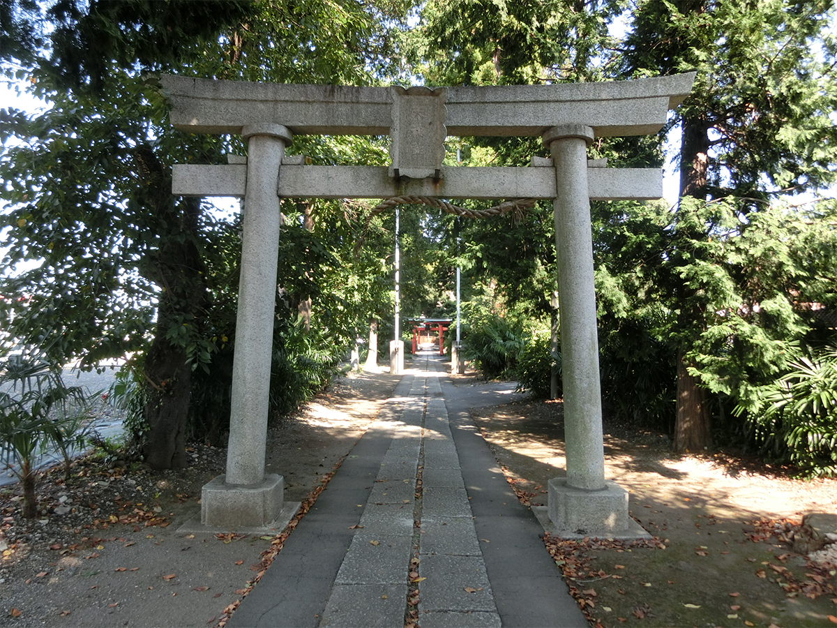 鳥居
