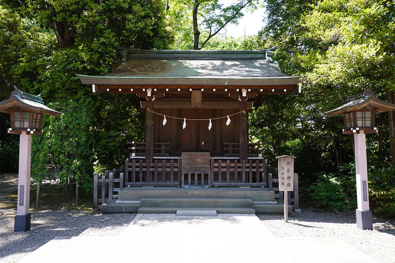 松尾神社の社殿