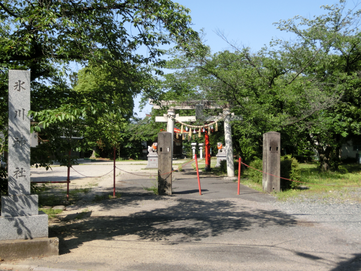 鳥居