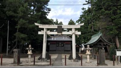 大谷口氷川神社 鳥居と拝殿