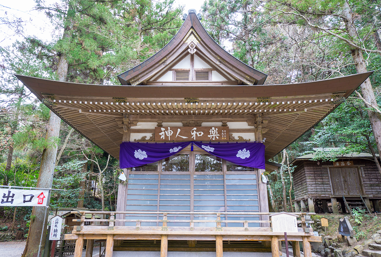 宝登山神社 神楽殿