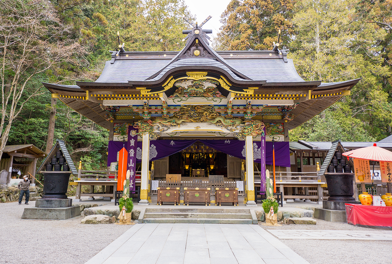宝登山神社 拝殿