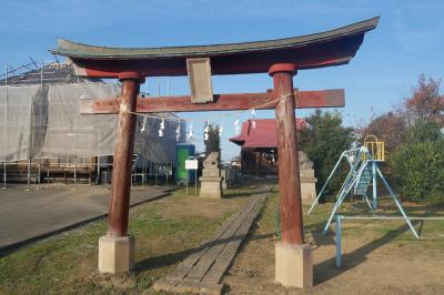 香取神社 鳥居と拝殿