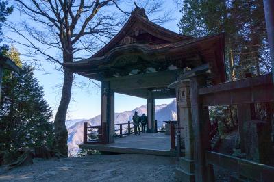三峯神社 奥宮遥拝殿