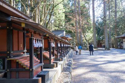 三峯神社 境内の末社社殿一覧
