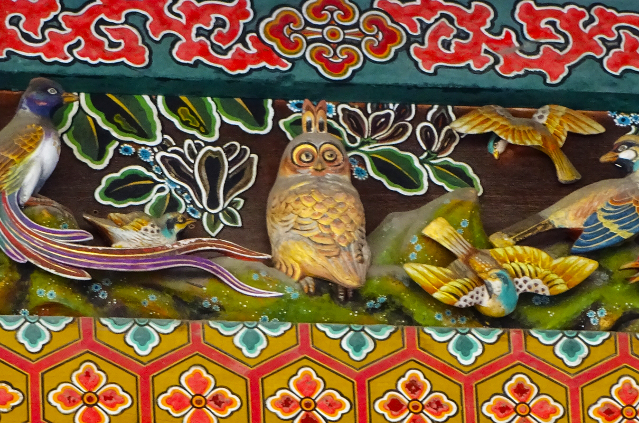 秩父神社 北辰の梟の彫刻アップ