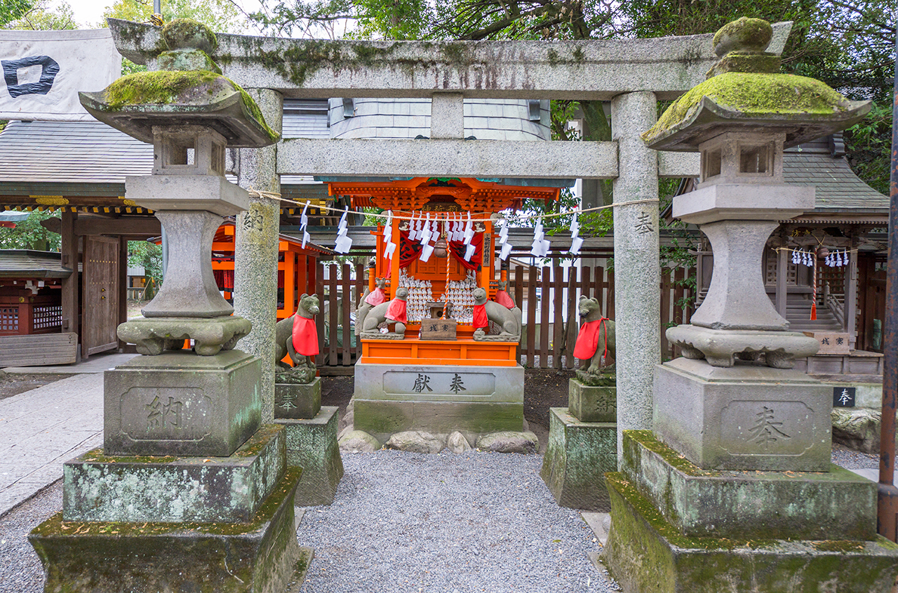 柞稲荷神社 鳥居
