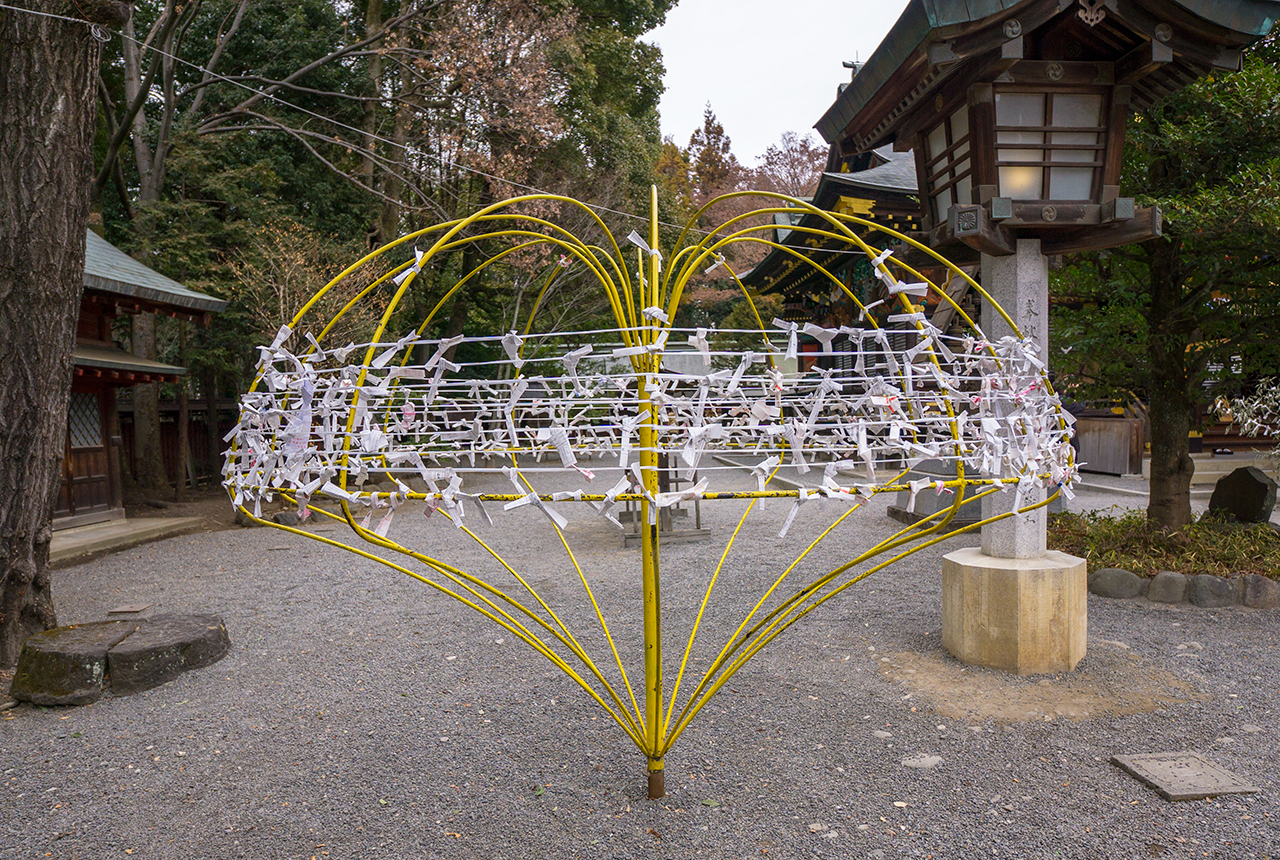 秩父神社 おみくじ掛け所