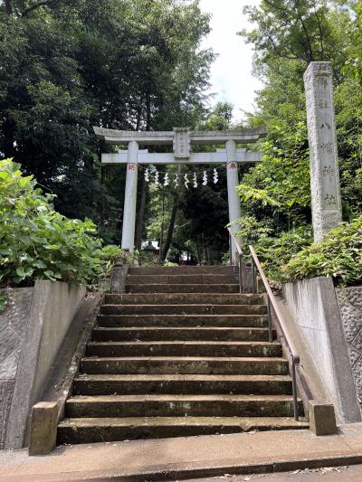 鳩峯八幡神社 鳥居と社号標