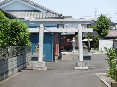 稲荷神社 鳥居