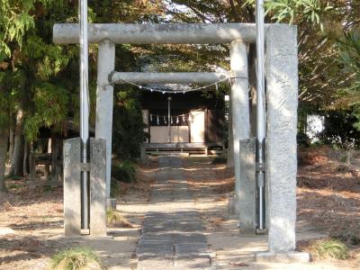 久伊豆神社 鳥居と拝殿