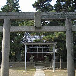 稲荷神社 鳥居と拝殿