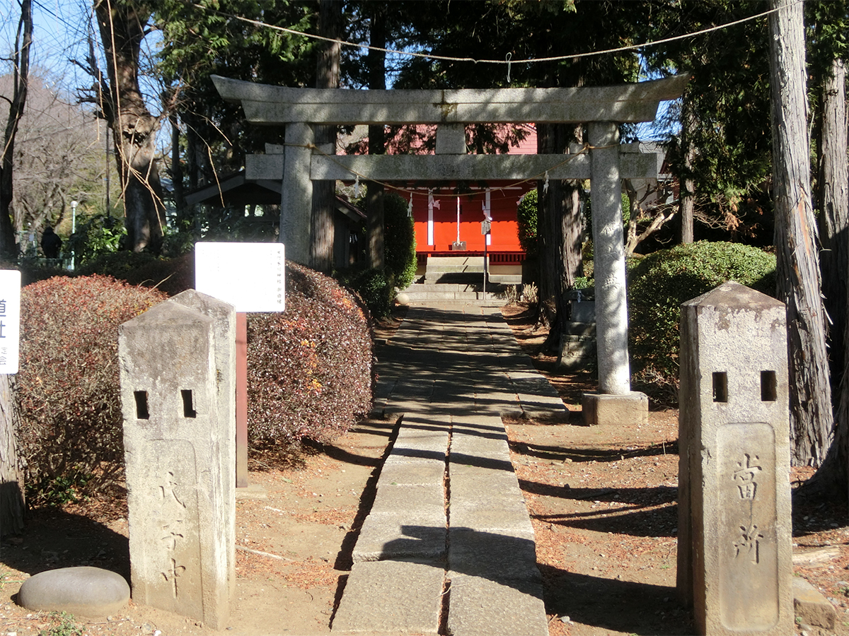 鳥居