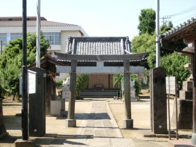 天神社 鳥居と拝殿